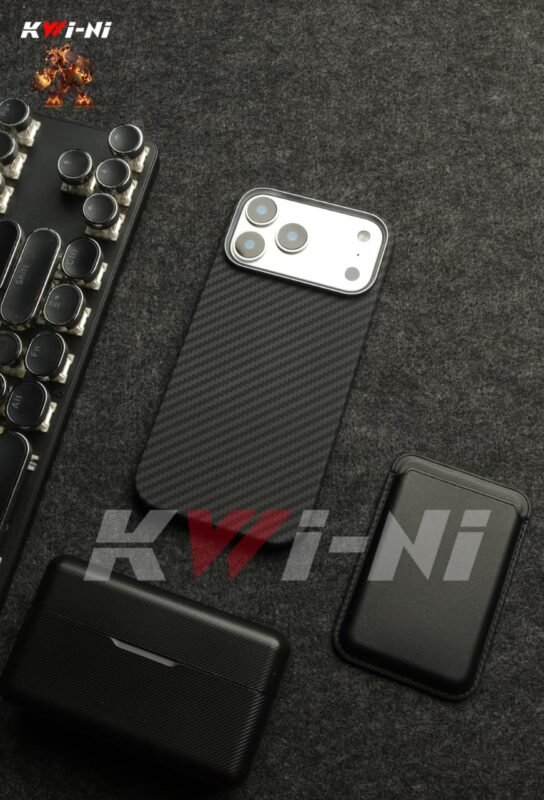 Kevlar Designer Case with Ultra Slim Caseless Touch 3D Carbon Fiber Shockproof Cover